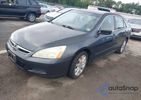 2006 Honda Accord 3.0 Ex z USA, uszkodzony, nr VIN 1HGCM66596A025457